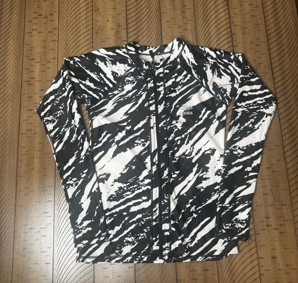 AXESEA Women's Full Zip Rash Guard Swim Jacket in Abstract Print